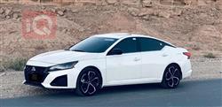نيسان ألتيما
